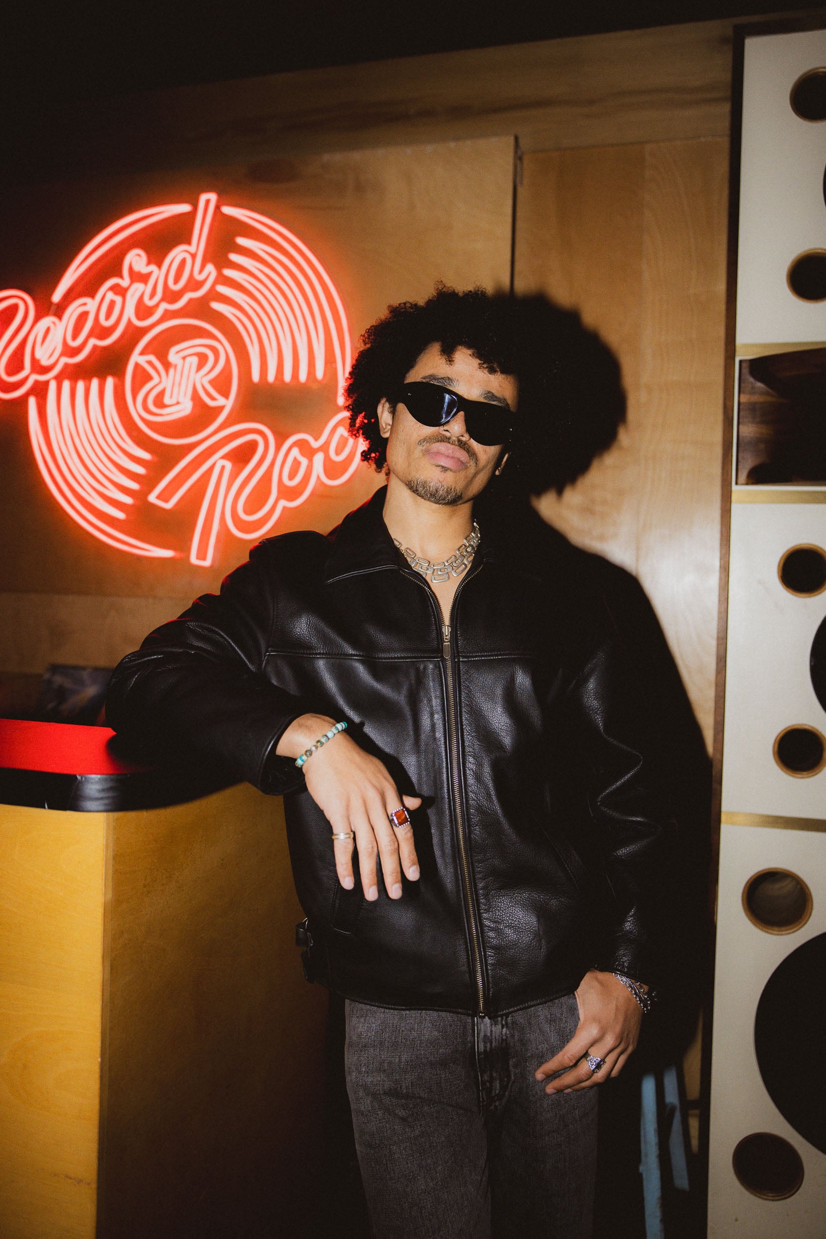 Leven Kali concert photography by Ryan Yee