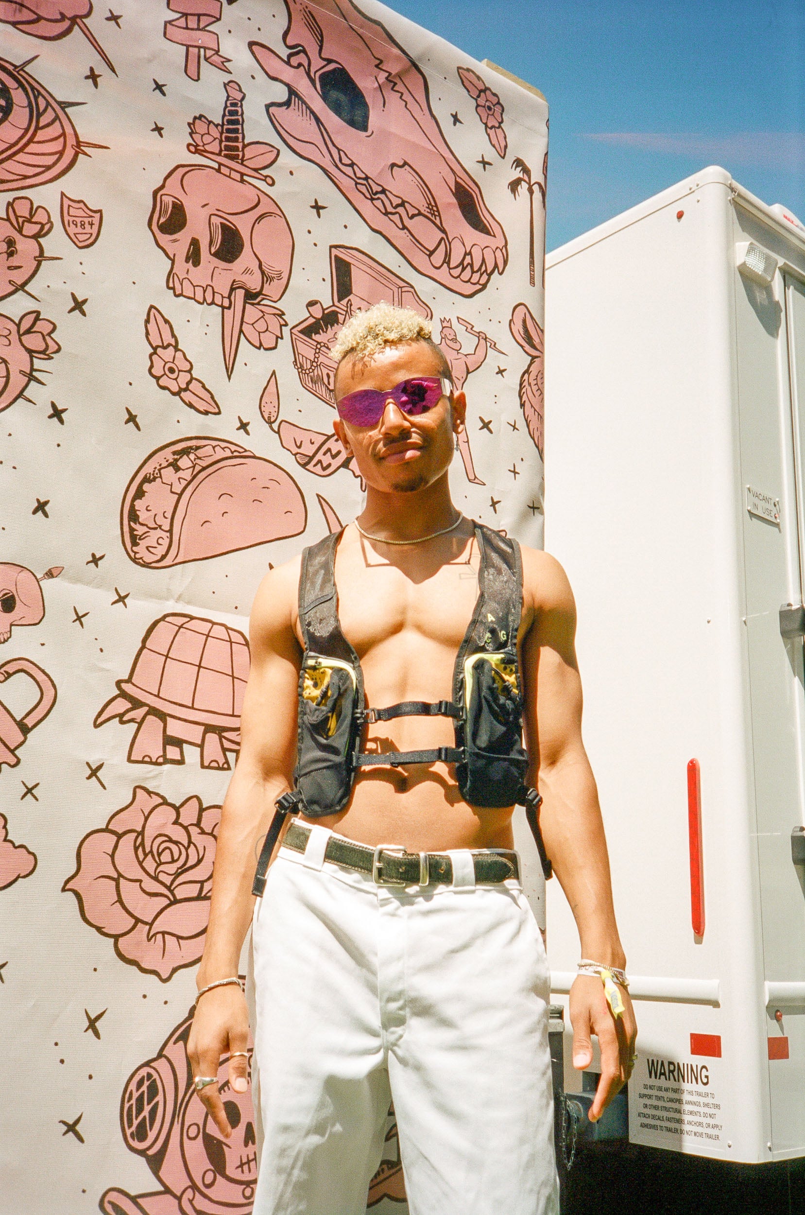 Leven Kali concert photography by Ryan Yee